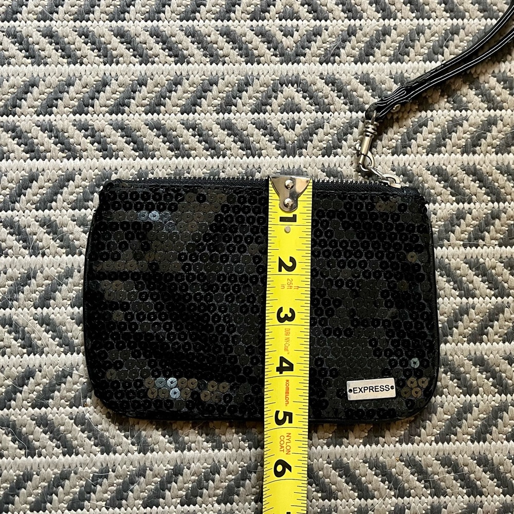 Express black sequin wristlet - Picture 4 of 5